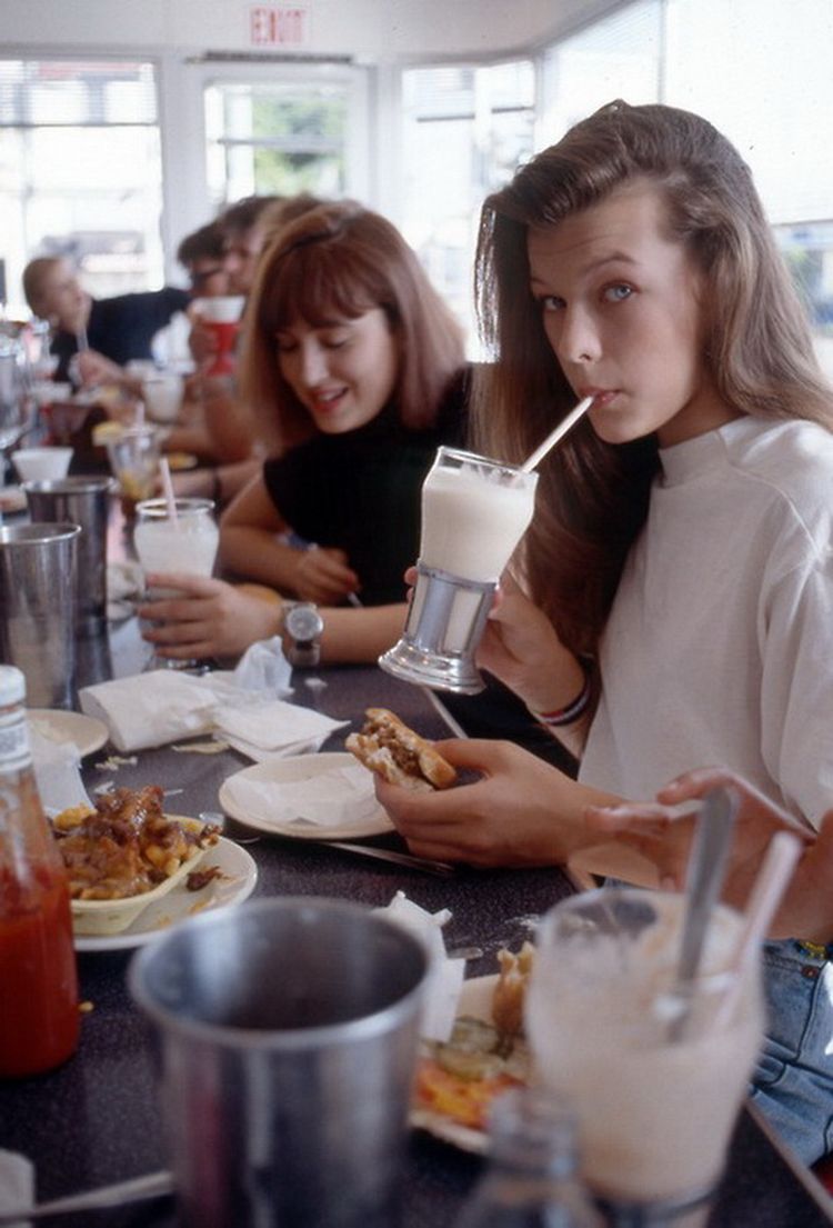 Never-seen images of celebrities on the brink of stardom Never-seen images of celebrities on the brink of stardom
