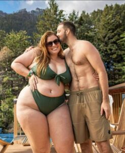 Man mocked for being with 252 lb woman has the perfect response